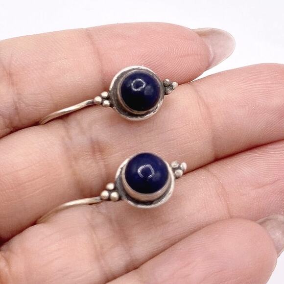 Vintage Sterling Silver and Lapis Lazuli Dainty Earrings - Picture 4 of 5